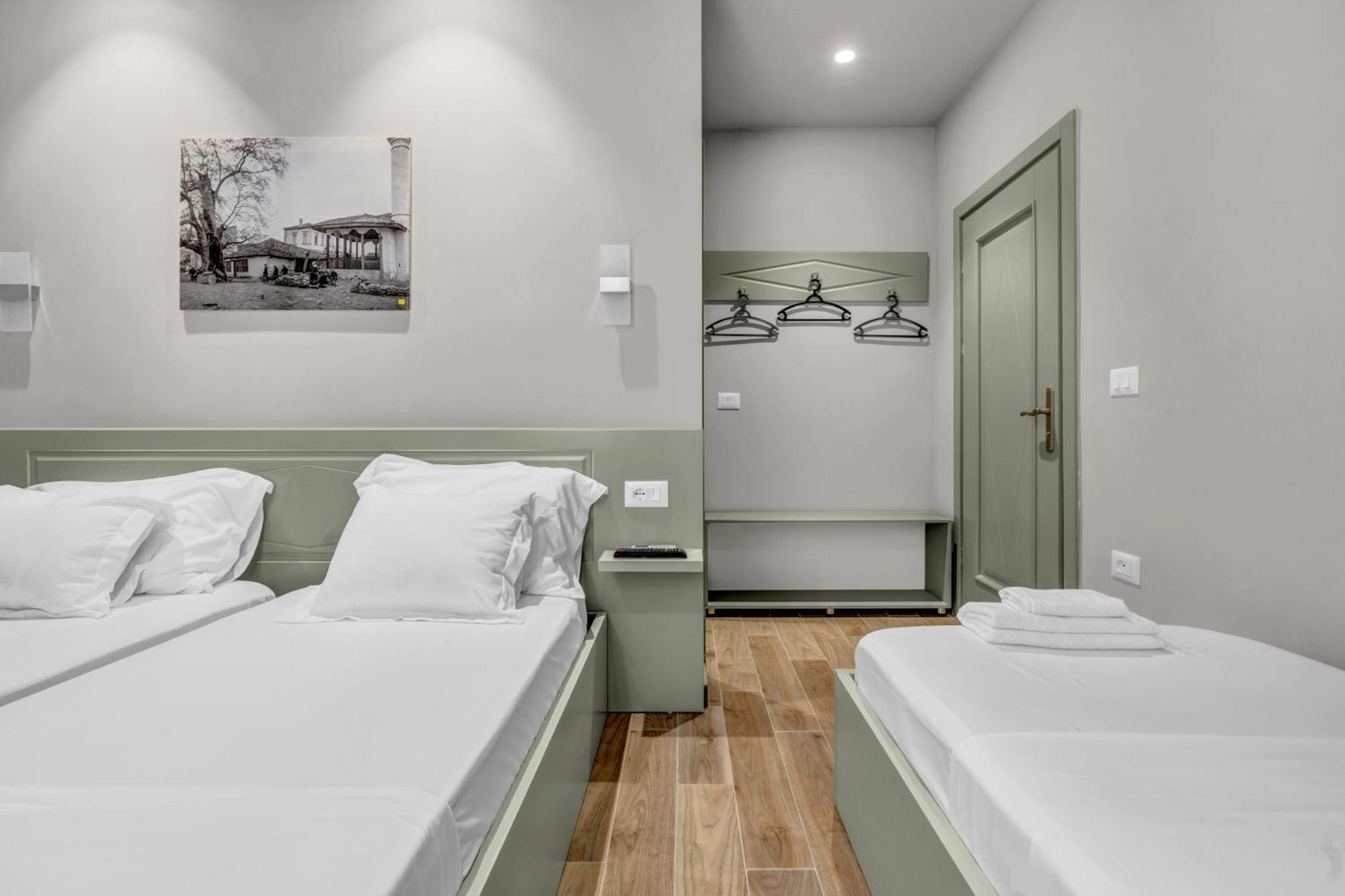 Villa Zoi A Stay To Remember I Located Inside The Castle Of Elbasan, On A Historic Roman Road Via Egnatia I Homemade Breakfast Елбасан Екстериор снимка